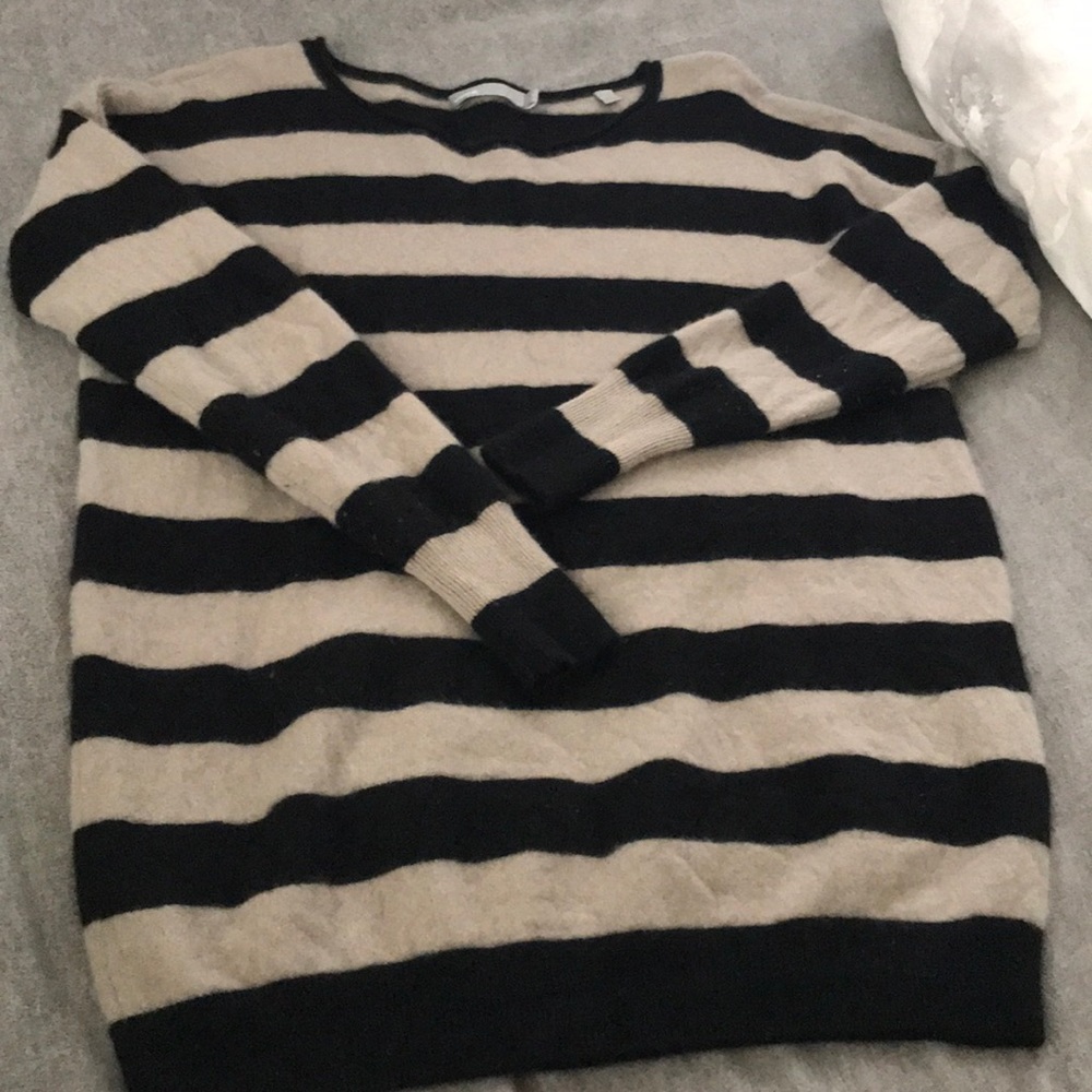 Cashmere sweater